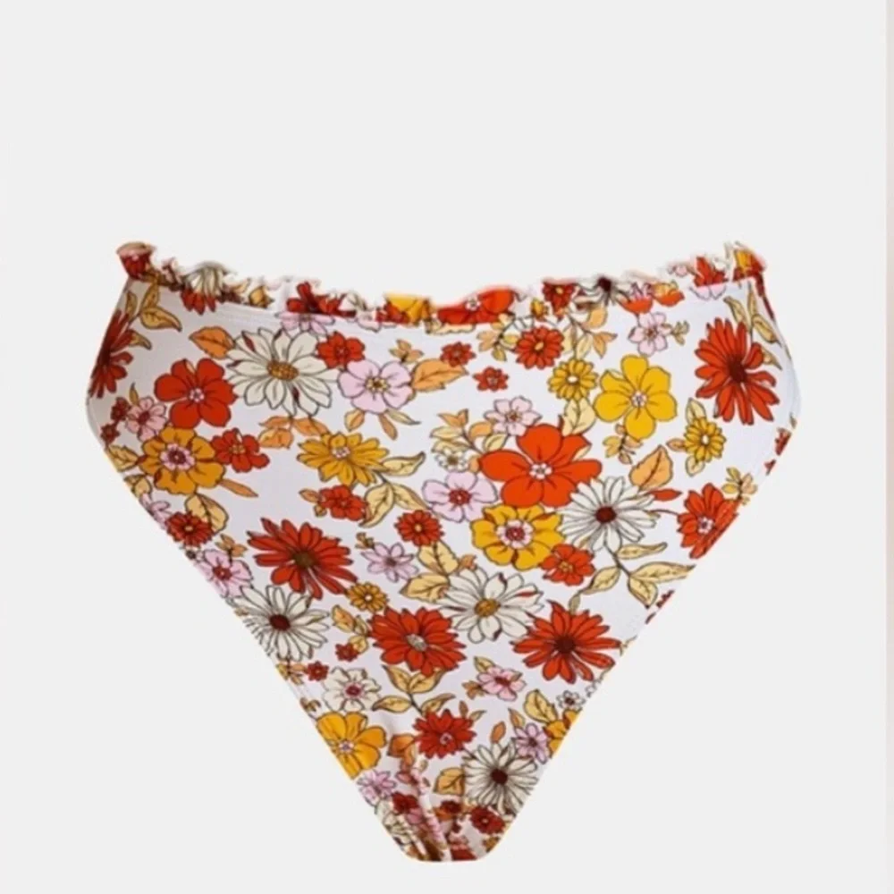 Cupshe White Floral High-Waist Bikini Bottoms with Orange & Yellow Flowers